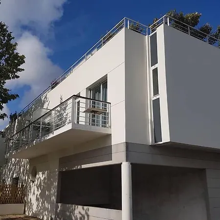 Luxueux T2, toit-terrasse Appartement *